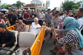 Ganjar: Banyumas Culture Carnival-Bursa KUKM 2023 Mampu Bangkitkan Perekonomian Warga