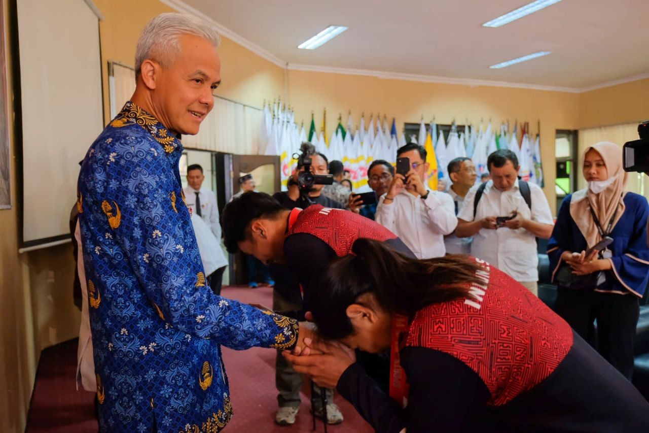 Ganjar Pranowo Pastikan Masa Depan Cerah untuk Atlet Berprestasi Jateng