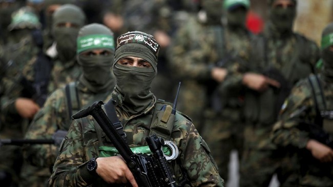Hamas: Pedang Perlawanan yang Terhunus Pantang Disarungkan 