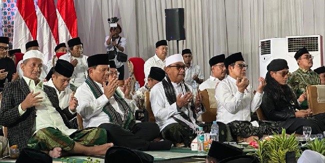 Kompak Hadiri Istighasah di Tambakberas, Cak Imin Sanjung Prabowo