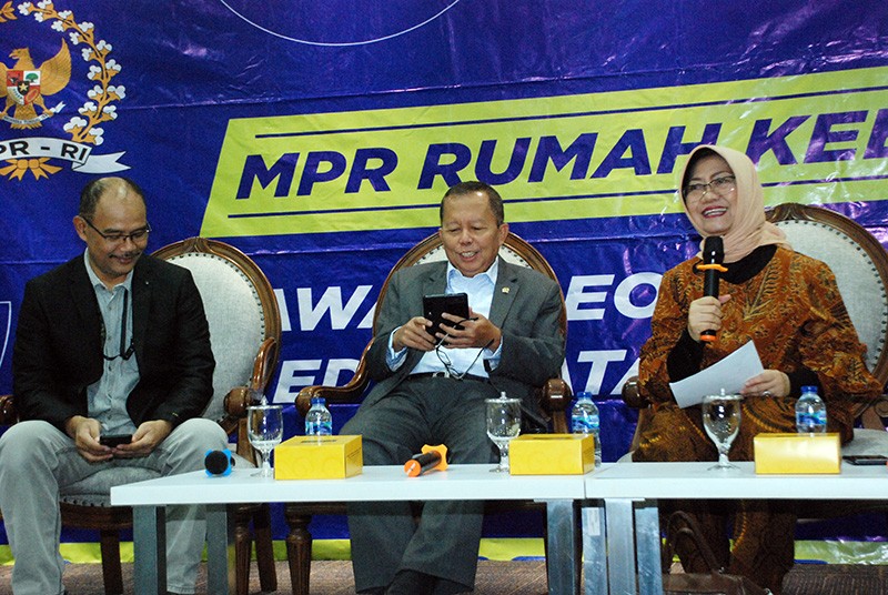 Diskusi  Empat Pilar Tema