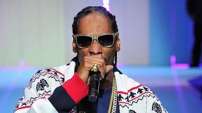 Snoop Dogg Tunda Konser Demi Dukung Demo Penulis di Hollywood
