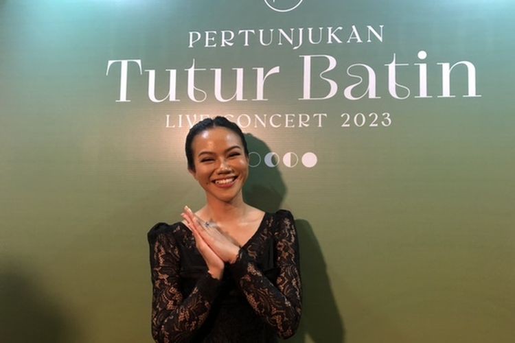 Diejek Ketiaknya Hitam, Ini Jawaban Menohok Yura Yunita