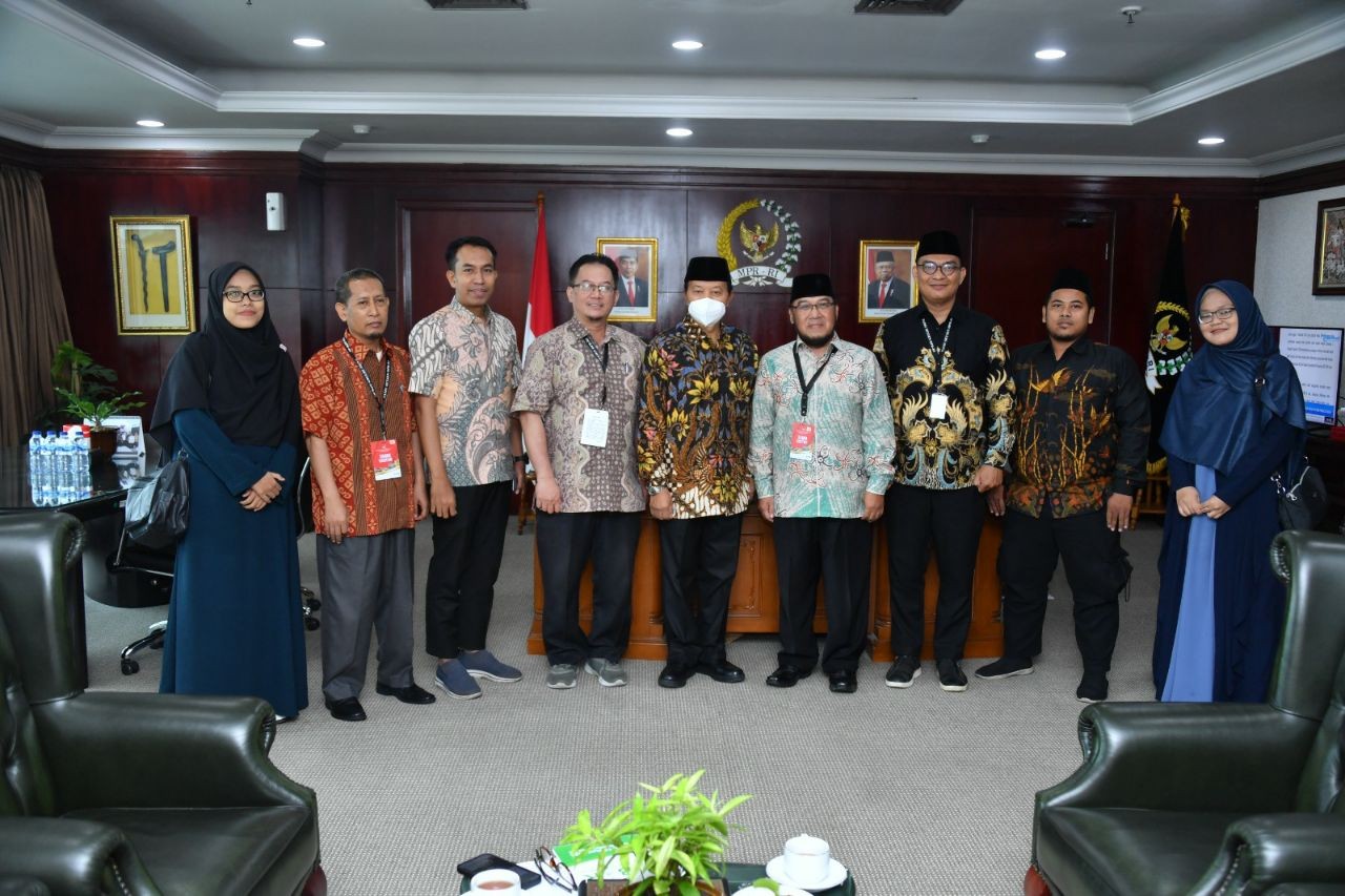 HNW Ajak Alumni Sekolah Tinggi “Al Hikmah” Menjadi Bagian Dari Solusi Kebangsaan dan Keummatan