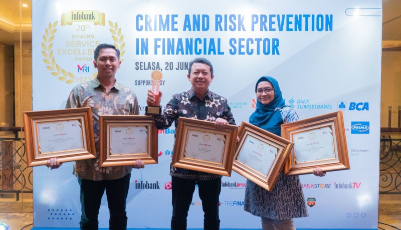 Bank DKI Boyong The Best Regional Development Bank pada 20th Infobank