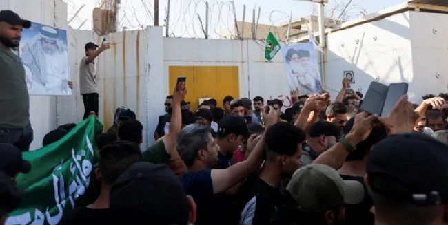 Buntut Pembakaran Al Quran, Kedubes Swedia di Irak Diserbu Massa