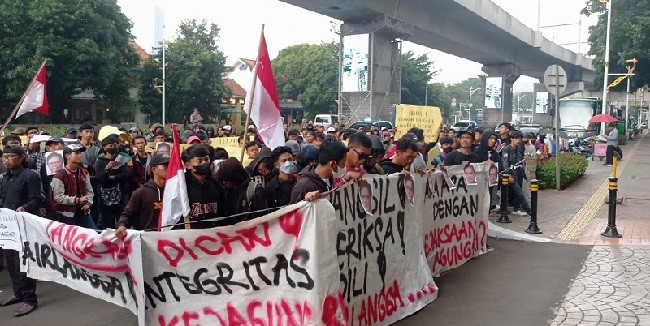 Massa Formak Desak Kejagung Usut Tuntas Kasus Korupsi yang Diduga Libatkan Menteri