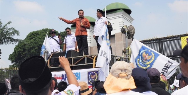 Berorasi di Depan Massa APDESI, Syahrul Aidi: Kita Ingin Revisi UU Desa Tinggkatkan Kesejahteraan Desa