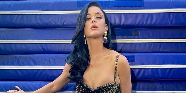 Katy Perry Picu Spekulasi liar Lantaran Postingan yang Samar