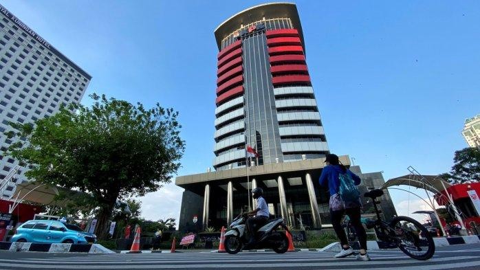 KPK Tahan Sekretaris DPRD Pemalang Sodik Ismanto