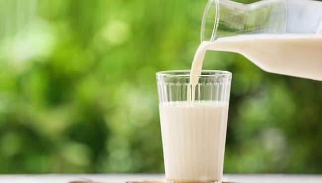 Ini Saran Dokter Gizi Jika Ingin Konsumsi Susu Segar