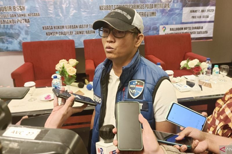 Polisi Buru Pelaku Penipuan Bermodus Hotline Polda Metro Jaya