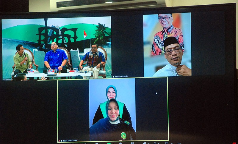 Dialektika Demokrasi Tema: Polemik Zonasi PPDB, Bagaimana Solusinya..?
