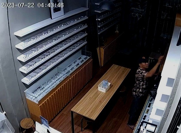 Pencurian Toko Kacamata di Pamulang, Polisi: Pelakunya Dua Orang