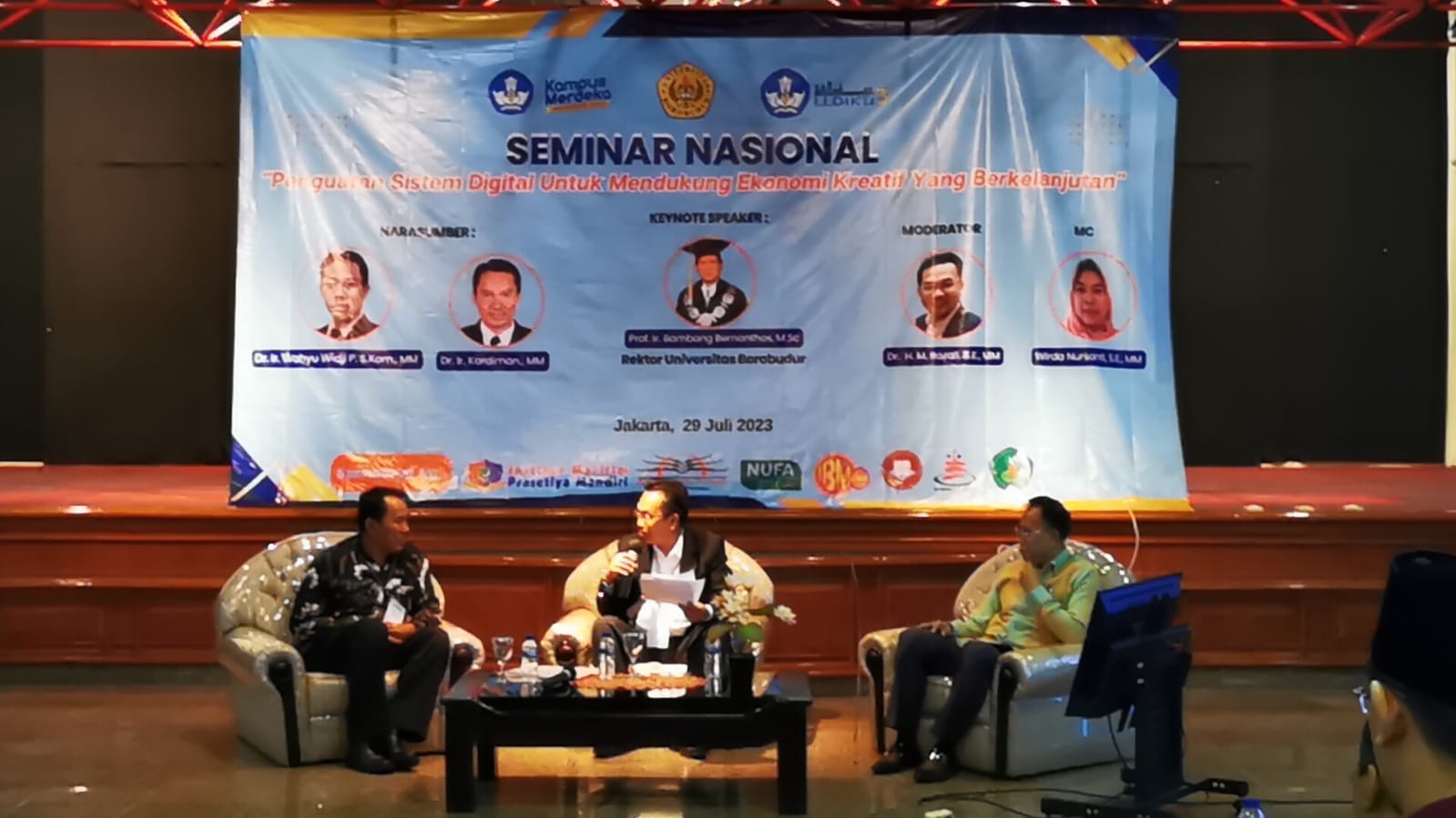 Universitas Borobudur Gelar Seminar Tentang Penggunaan Sistem Digital untuk Mendukung Ekonomi Kreatif yang Berkelanjutan