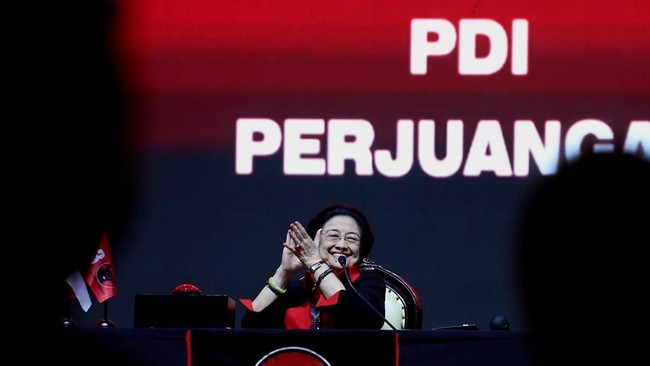 Megawati Perintahkan Seluruh Kader PDIP Turun ke Bawah