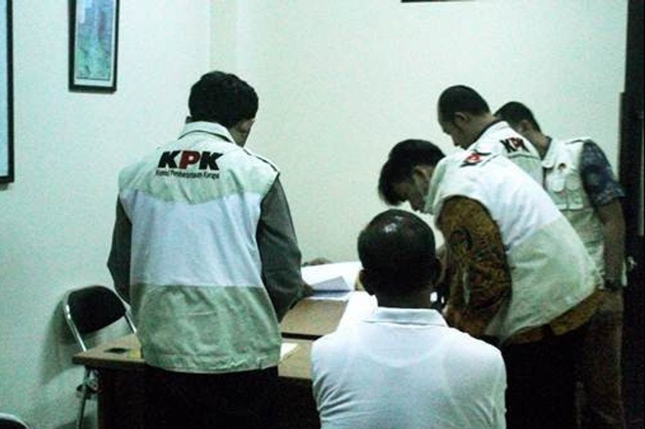 Cari Bukti, Puspom TNI dan KPK Geledah Kantor Basarnas