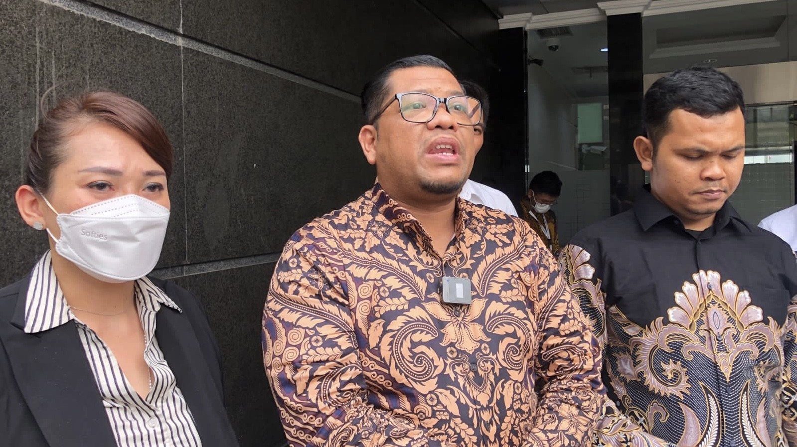 Merasa Dikebiri Haknya Ikut Kontestasi Capres-Cawapres, Milineal Ini Gugat Syarat Usia Minimal 25 Tahun