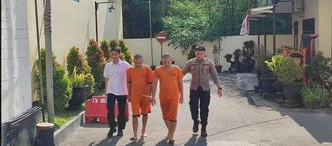 Tega! Pria Jual Pacarnya Lewat Michat, dari Harga Rp400 Ribu