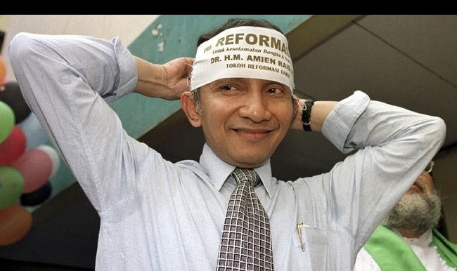 Amien Rais Siap Pasang Badan Bela Rocky Gerung