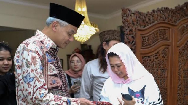 Ganjar Ungkap Kedekatan Dengan Yenny Wahid dan Keluarga Gus Dur
