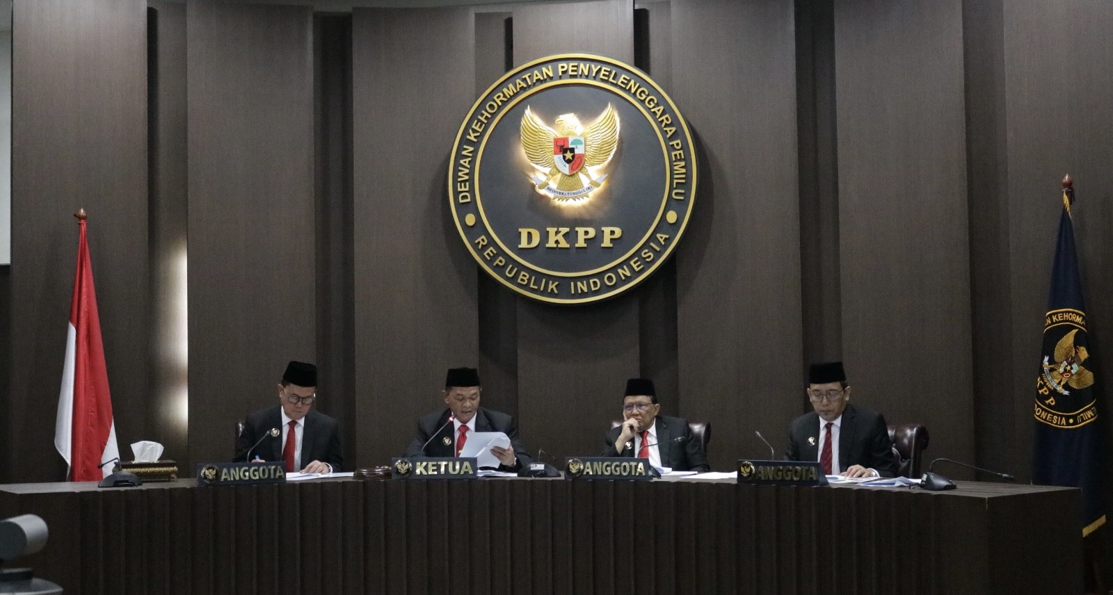 DKPP Jatuhkan Sanksi Kepada Sekjen Bawaslu dan Berhentikan Tujuh Penyelenggara Pemilu