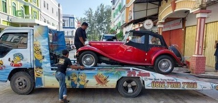 KPK Sita 3 Mobil Mewah Andhi Pramono di Batam