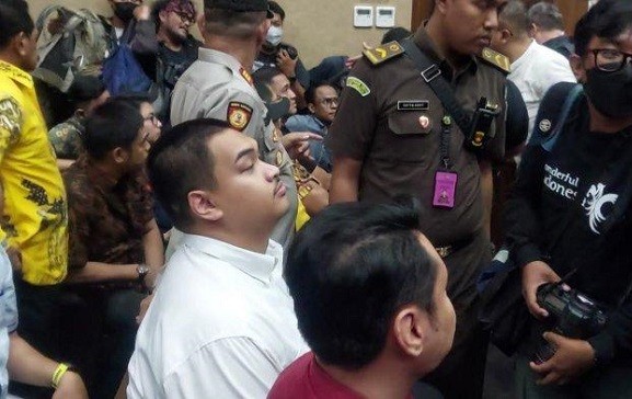 Dicecar Hakim, Menpora Dito Ariotedjo Bantah Terima Rp27 Miliar 