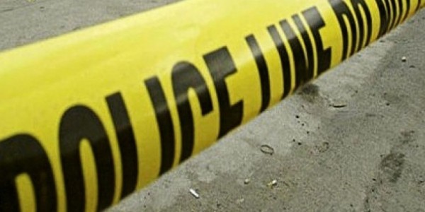 Polisi Buru Pemotor yang Berkendara Sambil Bersila di Depok