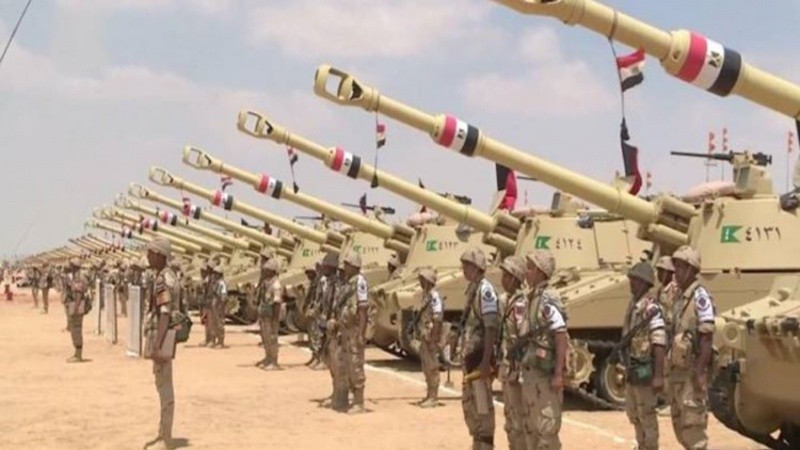 Mesir Siagakan Tank dan Kendaraan Lapis Baja di Dekat Gaza