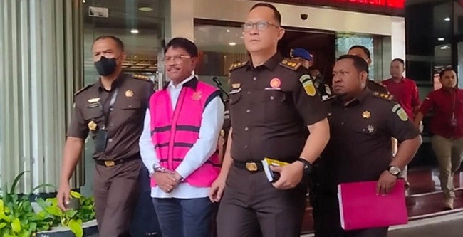 Johnny Plate Merasa Difitnah dan Dijadikan Keranjang Sampah Kesalahan