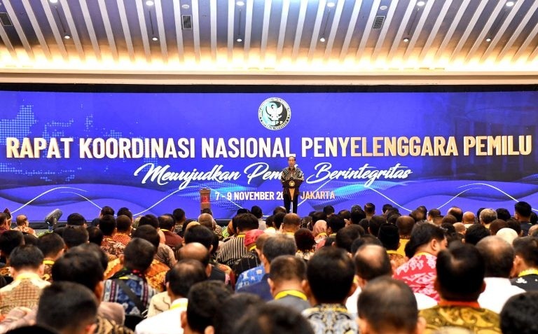 Jokowi: Jangan Ada yang Coba-coba Intervensi Pemilu, Sangat Sulit