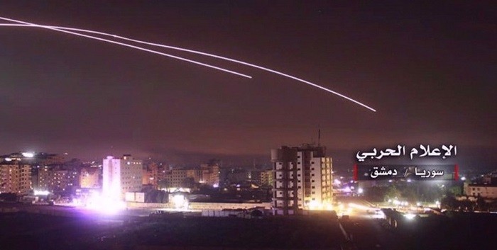 Pertahanan Udara Suriah Gagalkan Serangan Israel di Pinggiran Damaskus
