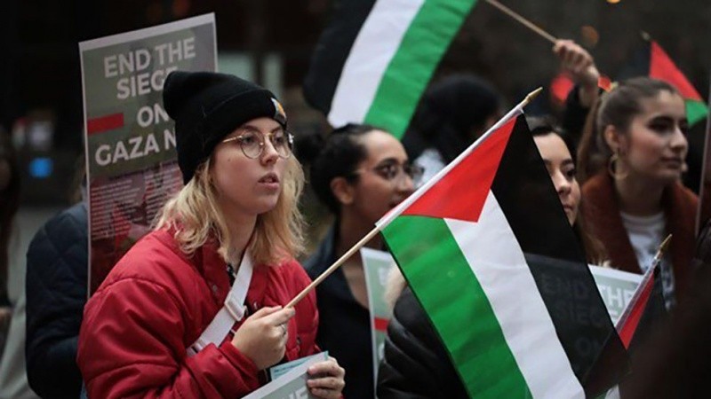 Chomsky: Generasi Muda Amerika Lebih Banyak yang Mendukung Palestina