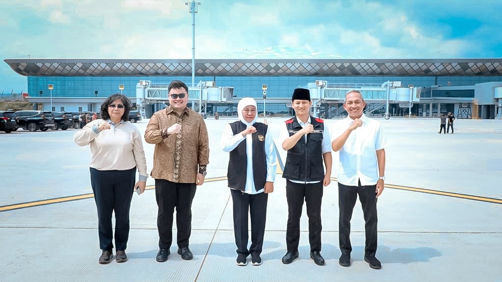 Pastikan Kesiapan Bandara Dhoho, Khofifah: Bangun Pembangunan Multi Sektor di Kediri Raya