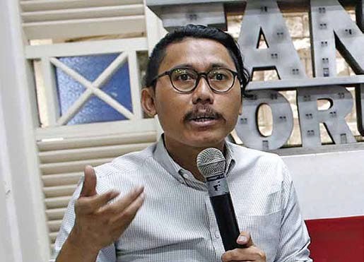 Jangan Lagi Interpelasi, DPR Harus Berani Impeachment Jokowi 