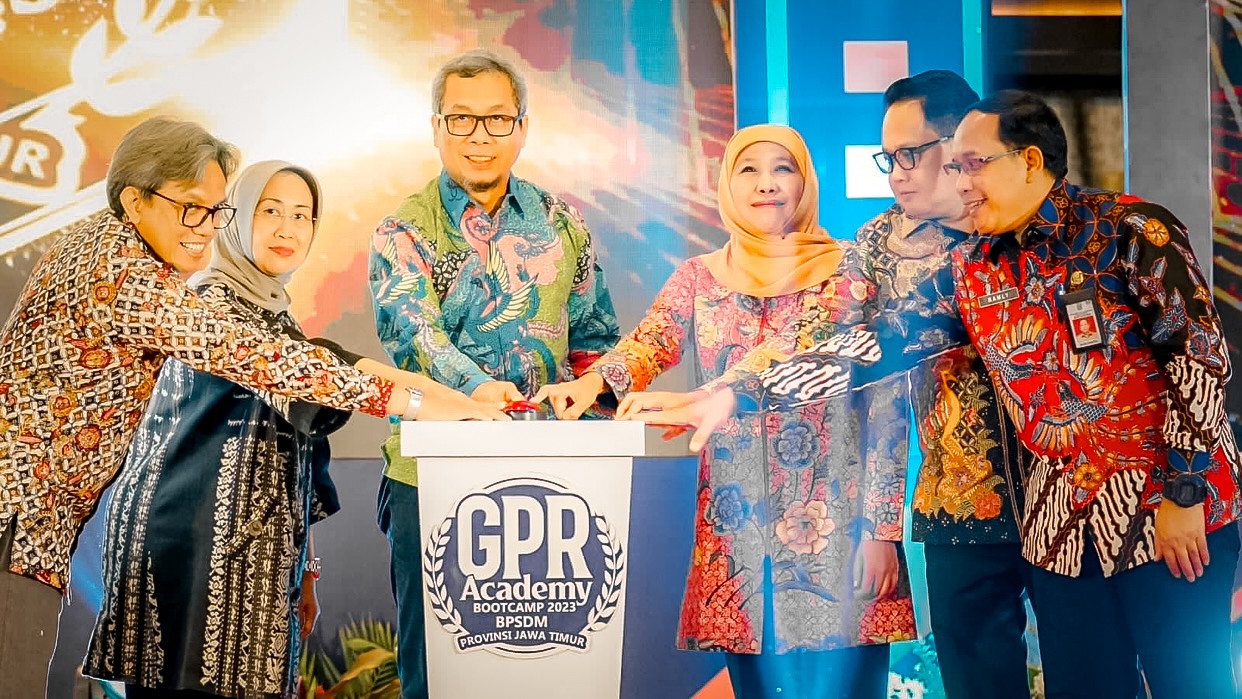 Gubernur Khofifah Berpesan Humas Tak Sekadar Jaga Reputasi Tapi Jadi Referensi dan Bisa Direplikasi