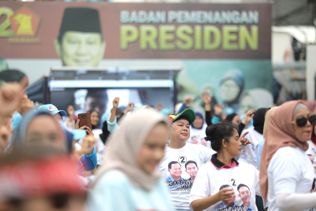 Relawan Prabowo-Gibran Gelar Senam " Sabtu Biru Langit Cerah"