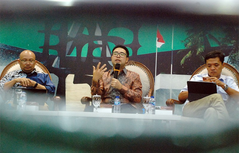 Forum Legislasi Tema "Revisi UU ITE Disahkan, Upaya Perkuat Sistem Keamanan Transaksi Elektronik"