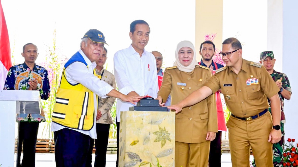 Jokowi Resmikan Pasar Induk Among Tani Batu, Khofifah Optimis Geliat Ekonomi Kota Wisata Batu