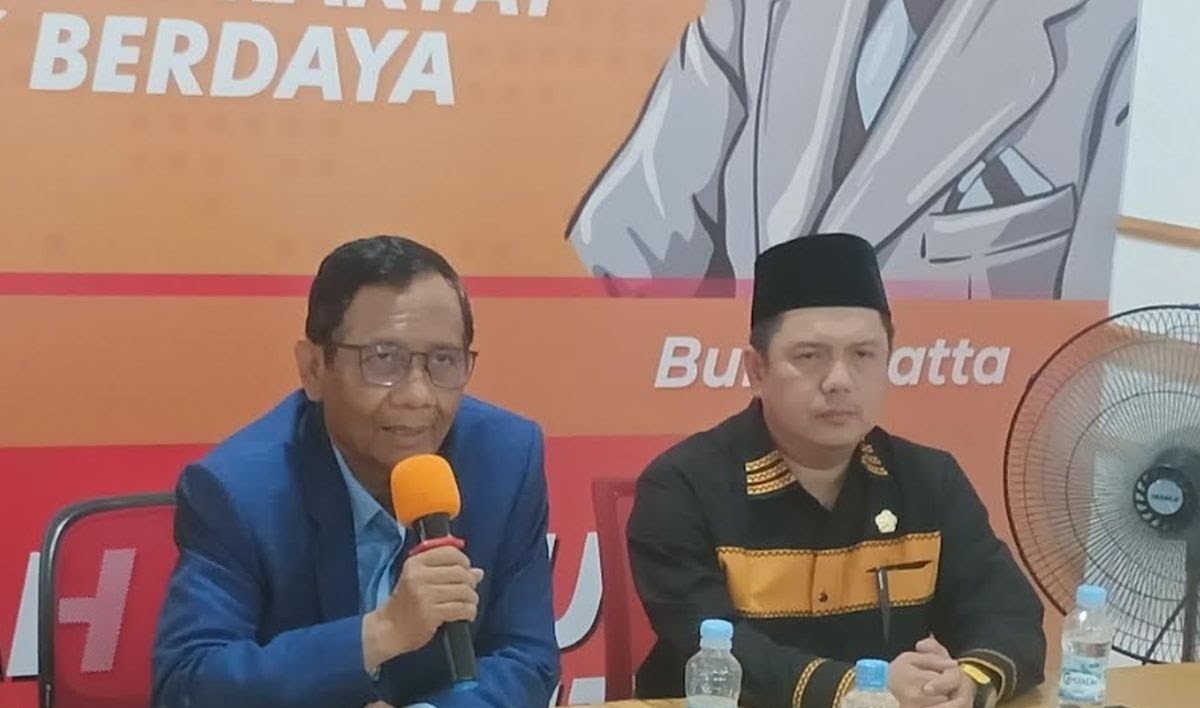 Mahfud Minta Bawaslu dan KPK Usut Transaksi Janggal Selama Kampanye Pemilu