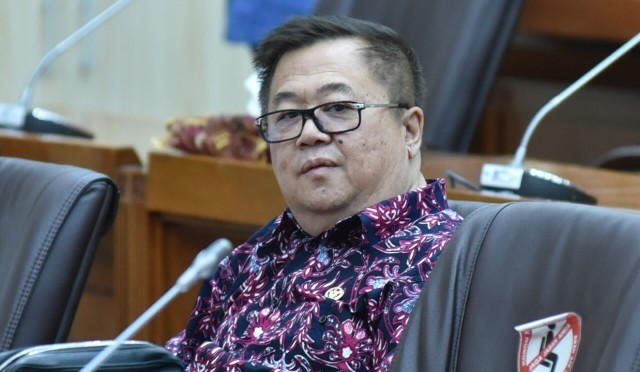 PDIP Minta Bahlil Fokus Urus Investasi, Jangan Sibuk Cawe-cawe Politik