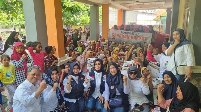 Relawan Turun ke Kampung-kampung Sosialisasikan AMIN