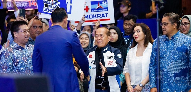 Hadir Dalam Acara Town Hall Meeting, Syarief Hasan: Pembangunan Ekonomi dan Demokrasi Bisa Berjalan Beriringan