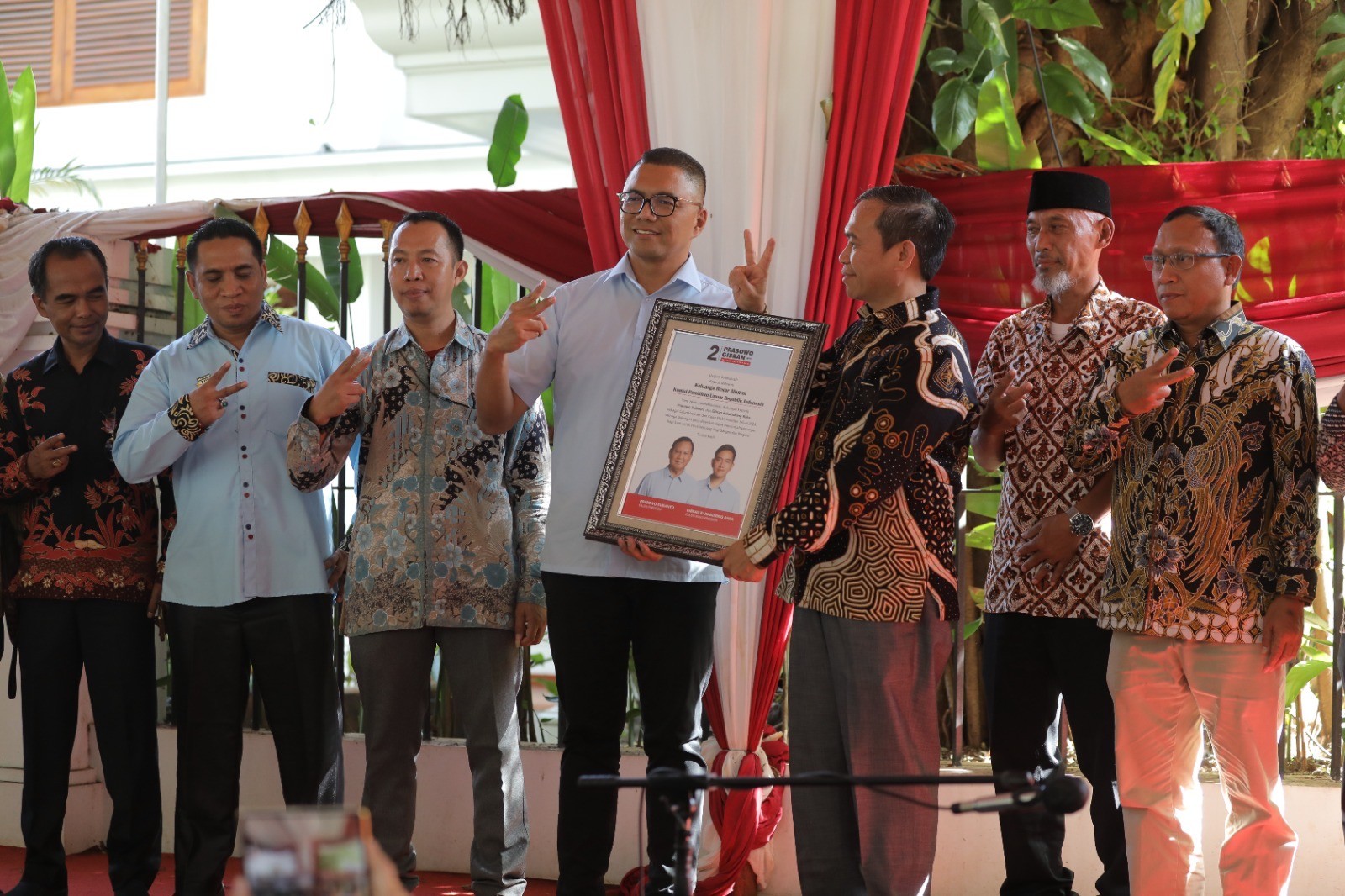 Yakin Prabowo-Gibran Menang Satu Putaran, Para Alumni KPU Siap Kawal TPS di Hari Pencobolsan