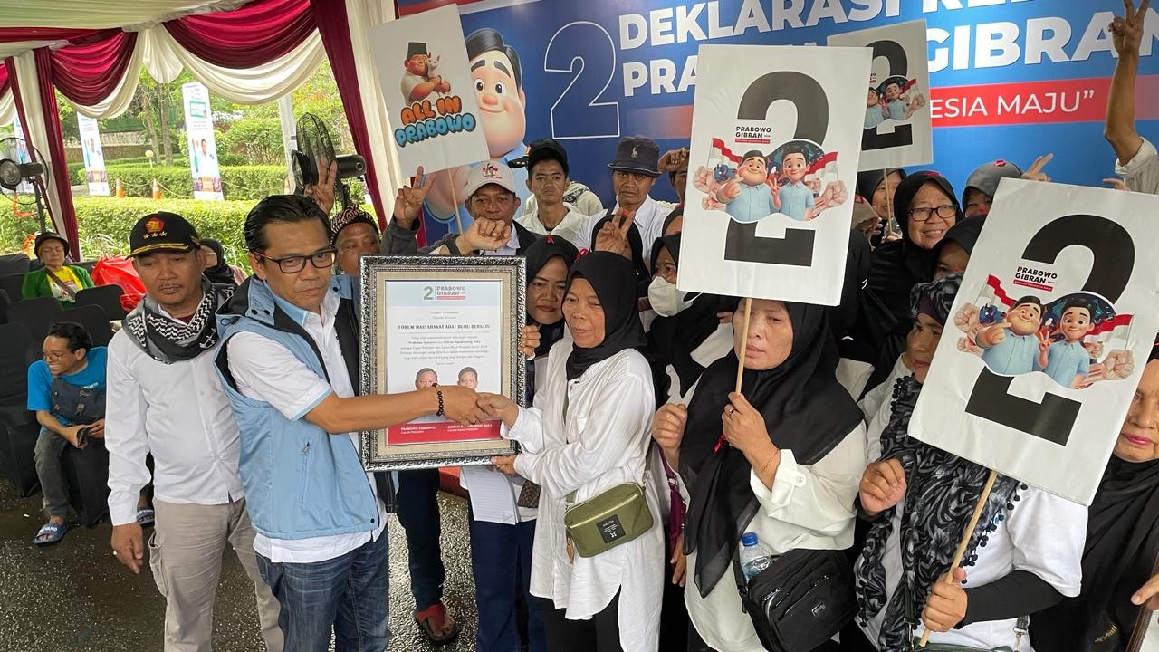Dapat Dukungan Masyarakat Adat Buru, TKN: Jangan Lupa Ajak Keluarga Coblos Prabowo-Gibran