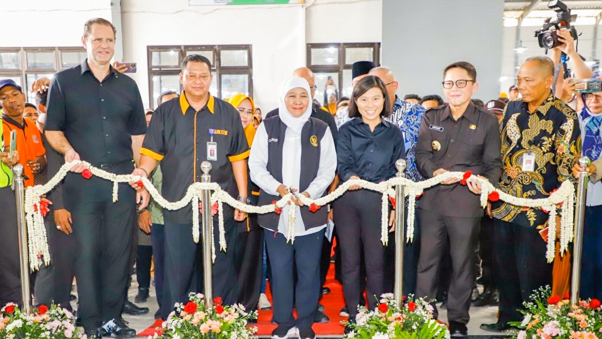 Resmikan Mitra Produksi Sigaret Dander, Khofifah Dorong Berkembangnya Usaha Padat Karya