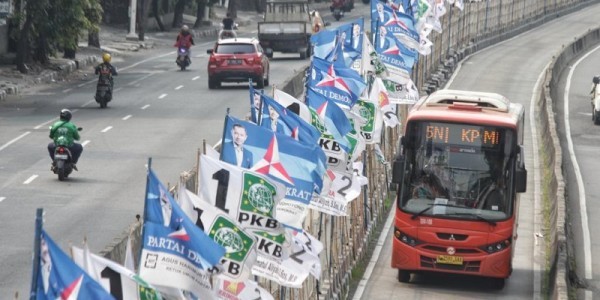 Gudang Satpol PP Jakarta Timur Jadi Tempat Penampungan APK yang Dicabut 
