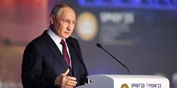 Putin Ucapkan Selamat Kepada Prabowo-Gibran Atas Keunggulan di Pilpres 2024