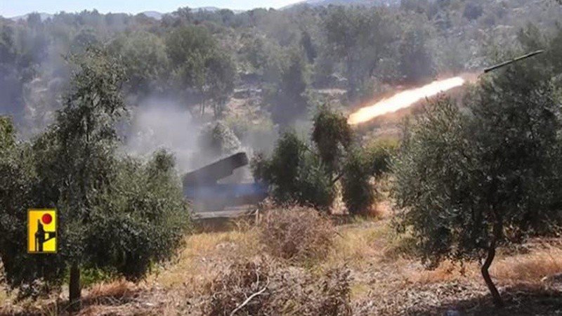 Rudal Hizbullah Tepat Sasaran Hantam Markas Komando Israel